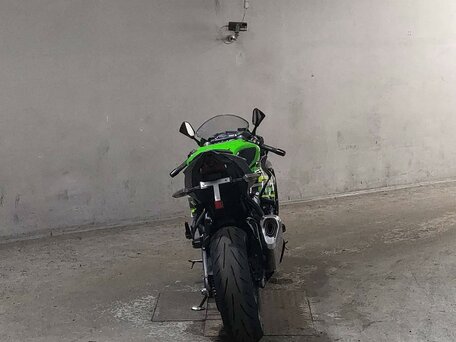 2019 Kawasaki ZX-6R Ninja, зелёный, 1099000 рублей, вид 4