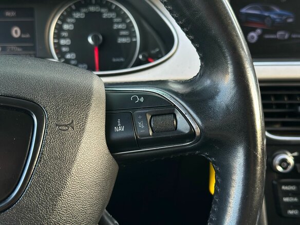 2015 Audi A4 IV (B8) Рестайлинг, синий, 1529000 рублей - вид 19