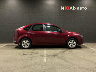 2008 Ford Focus II Рестайлинг, красный, 450000 рублей, вид 3