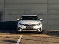 2019 Kia Optima IV Рестайлинг, белый, 1895000 рублей - вид 1