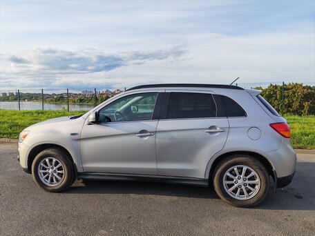 2013 Mitsubishi ASX I Рестайлинг, серебристый, 1190000 рублей, вид 3