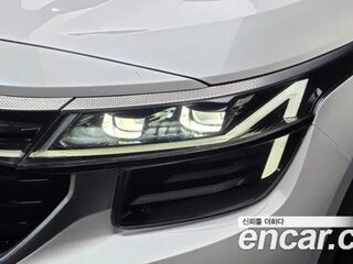 2022 Kia Seltos I Рестайлинг, чёрный, 2540000 рублей, вид 5