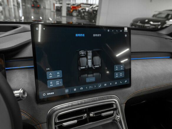 2026 Geely Galaxy M7, зелёный - вид 25