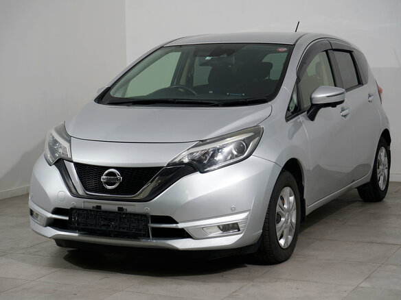 2017 Nissan Note II Рестайлинг, серый - вид 3