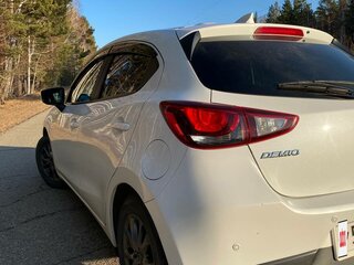 2017 Mazda Demio IV (DJ), белый, 980000 рублей, вид 5