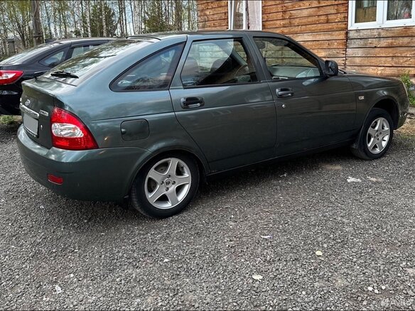 2011 Lada (ВАЗ) Priora I, зелёный, 235000 рублей - вид 6