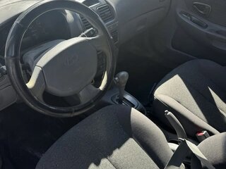 2005 Hyundai Accent ТагАЗ II, красный, 300000 рублей, вид 3
