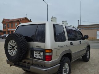 2000 Isuzu Bighorn II, золотистый, 900000 рублей, вид 4