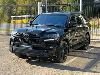 2015 Toyota Land Cruiser 200 Series Рестайлинг 2, чёрный, 4649000 рублей, вид 3
