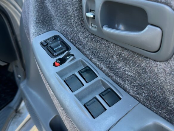1998 Honda Odyssey I, серый, 340000 рублей - вид 25