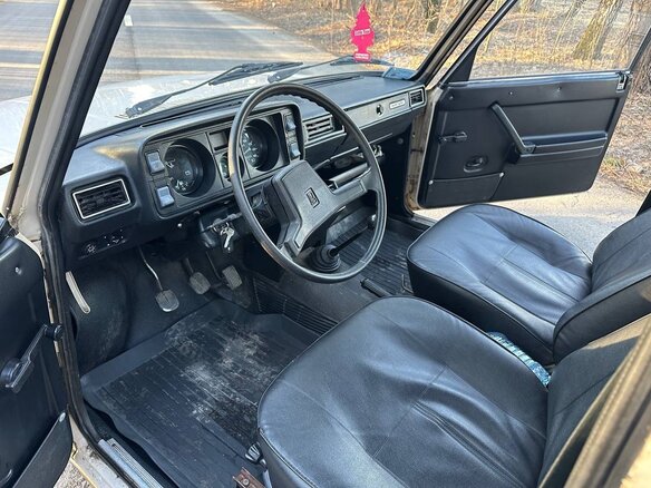 1996 Lada (ВАЗ) 2105, бежевый, 210000 рублей - вид 10