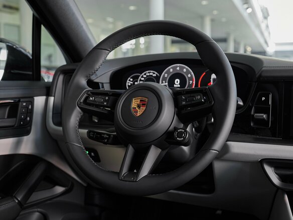 2026 Porsche Cayenne Coupé III Рестайлинг, чёрный, 17400000 рублей - вид 10