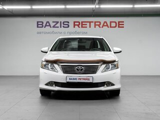 2013 Toyota Camry VII (XV50), белый, 1610000 рублей, вид 2