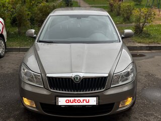 2011 Skoda Octavia II (A5) Рестайлинг, серый, 950000 рублей, вид 1