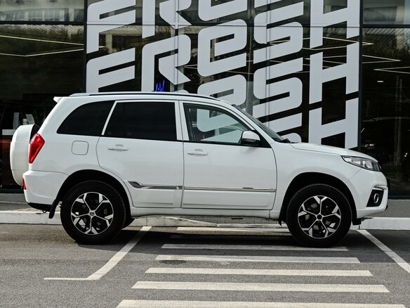 2018 Chery Tiggo 3 I, белый, 730000 рублей - вид 4
