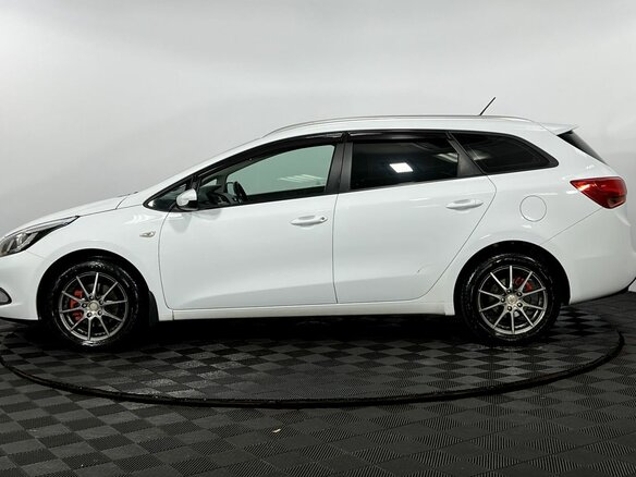 2014 Kia Ceed II, белый, 980000 рублей - вид 8