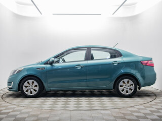 2011 Kia Rio 5-speed III, зелёный, 725000 рублей, вид 3