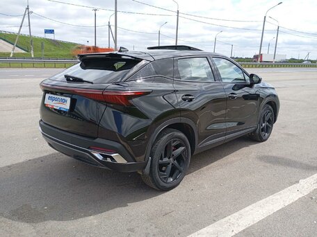 2023 Omoda C5 I, чёрный, 1462500 рублей, вид 3
