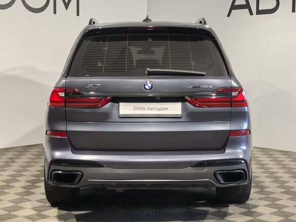2022 BMW X7 40d I (G07), серый, 9299000 рублей - вид 4