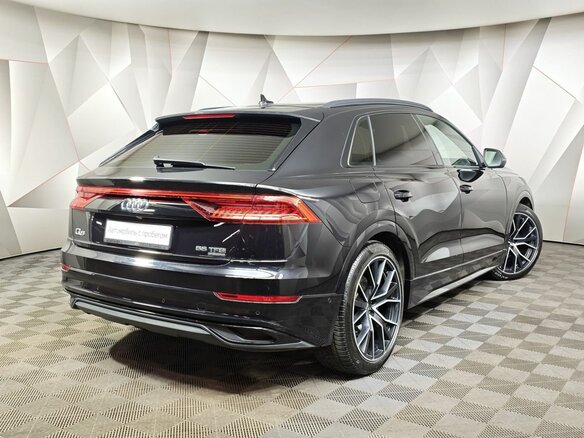 2019 Audi Q8 55 TFSI I (4M), чёрный, 6150000 рублей - вид 1