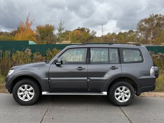 2014 Mitsubishi Pajero IV Рестайлинг 1, серый, 2000000 рублей, вид 5