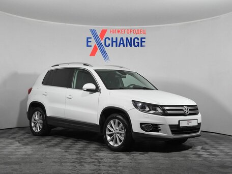 2014 Volkswagen Tiguan I Рестайлинг, белый, 1288000 рублей, вид 3