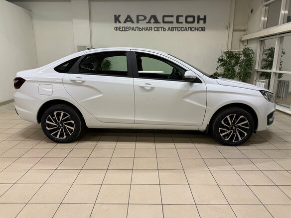 2025 Lada (ВАЗ) Vesta I Рестайлинг (NG), белый, 1375000 рублей - вид 5