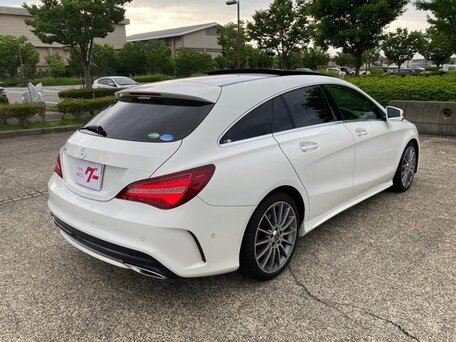 2018 Mercedes-Benz CLA 180 I (C117, X117) Рестайлинг, белый, 1728000 рублей, вид 4