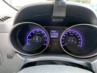 2011 Hyundai ix35 I, красный, 880000 рублей, вид 5