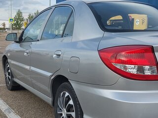 2004 Kia Rio I Рестайлинг, серебристый, 275000 рублей, вид 5