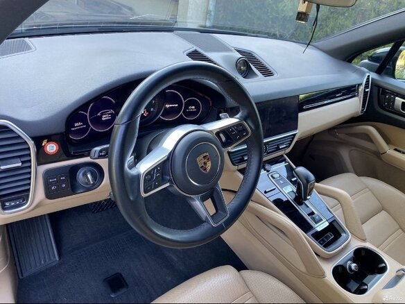 2022 Porsche Cayenne III, чёрный, 8250000 рублей - вид 9