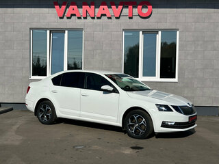 2018 Skoda Octavia III (A7) Рестайлинг, белый, 1890000 рублей, вид 3