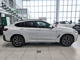 2022 BMW X4 20i II (G02) Рестайлинг, белый, 5499000 рублей, вид 4