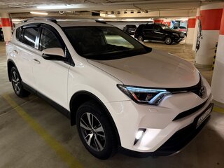 2018 Toyota RAV4 IV (XA40) Рестайлинг, белый, 2449000 рублей, вид 1