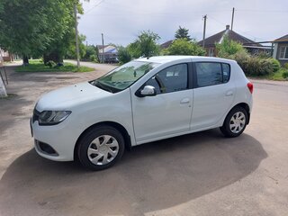 2017 Renault Sandero II, белый, 695000 рублей, вид 1
