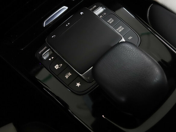 2020 Mercedes-Benz CLA 200 II (C118, X118), синий, 2770000 рублей - вид 21