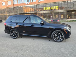 2021 BMW X7 40i I (G07), чёрный, 8500000 рублей, вид 5
