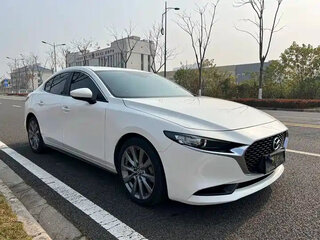 2021 Mazda 3 Axela IV (BP), белый, 1380606 рублей, вид 1