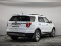 2017 Ford Explorer V Рестайлинг, белый, 2399777 рублей - вид 4