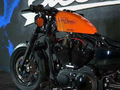 2020 Harley-Davidson Sportster 1200, оранжевый, 1330000 рублей, вид 2