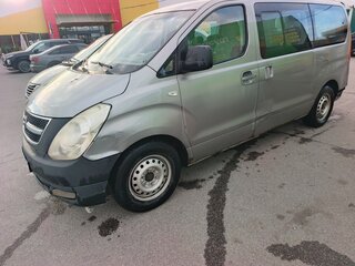 2011 Hyundai Grand Starex I, серый, 555555 рублей, вид 3