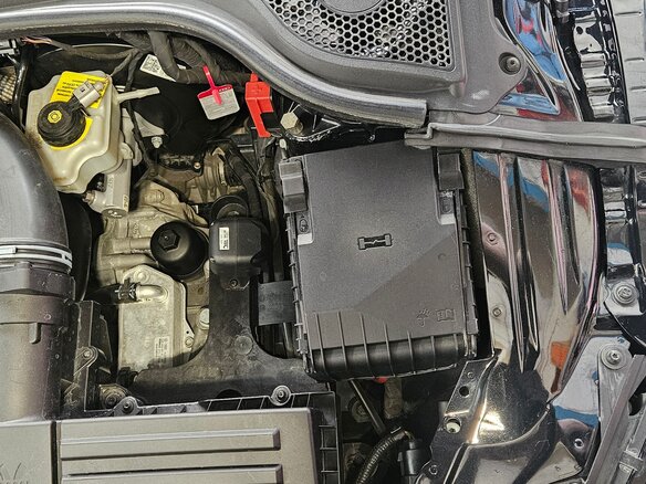 2012 Audi TT II (8J) Рестайлинг, чёрный, 2480000 рублей - вид 13