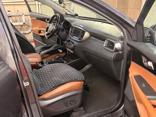 2017 Kia Sorento 6-speed III Prime Рестайлинг, серый, 2290000 рублей, вид 4