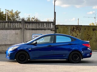 2013 Hyundai Accent IV, синий, 810000 рублей, вид 4