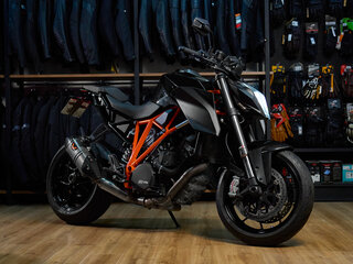 2016 KTM 1290 Super Duke R, чёрный, 790000 рублей, вид 2