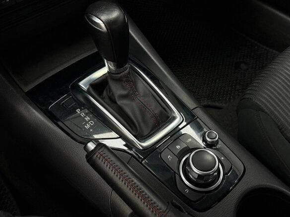 2014 Mazda 3 III (BM), белый, 1380000 рублей - вид 11
