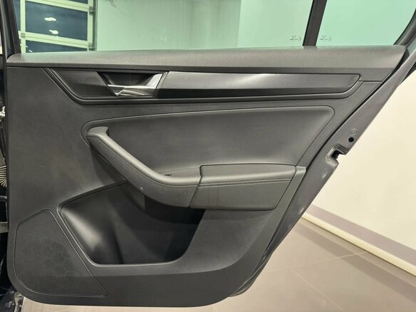 2021 Skoda Rapid II, серый - вид 13
