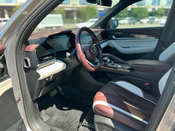 2022 Geely Monjaro I, серый, 2770000 рублей - вид 8