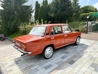 1978 Lada (ВАЗ) 21011, оранжевый, 220000 рублей, вид 4
