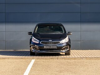 2018 Kia Ceed II Рестайлинг, чёрный, 1295000 рублей, вид 2